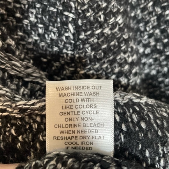 Elle Women's Black White Gray Knit Open Front Sweater Cardigan Size Medium - Picture 5 of 10